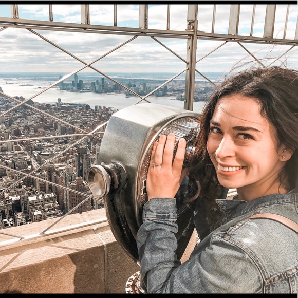 Meet your Posher, Katie - Picture 1 of 1